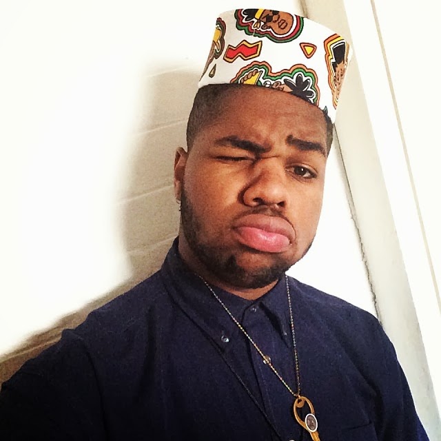 mnek_kelis